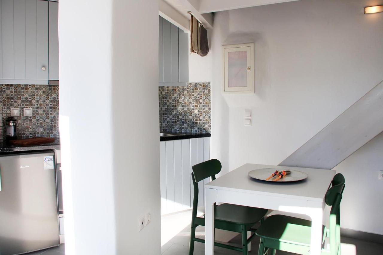 Cozy Guesthouse - Agios Romanos Екстер'єр фото