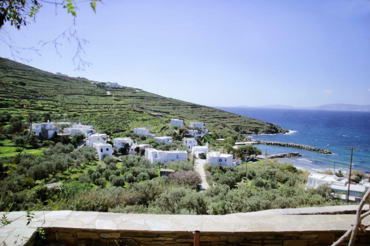 Cozy Guesthouse - Agios Romanos Екстер'єр фото